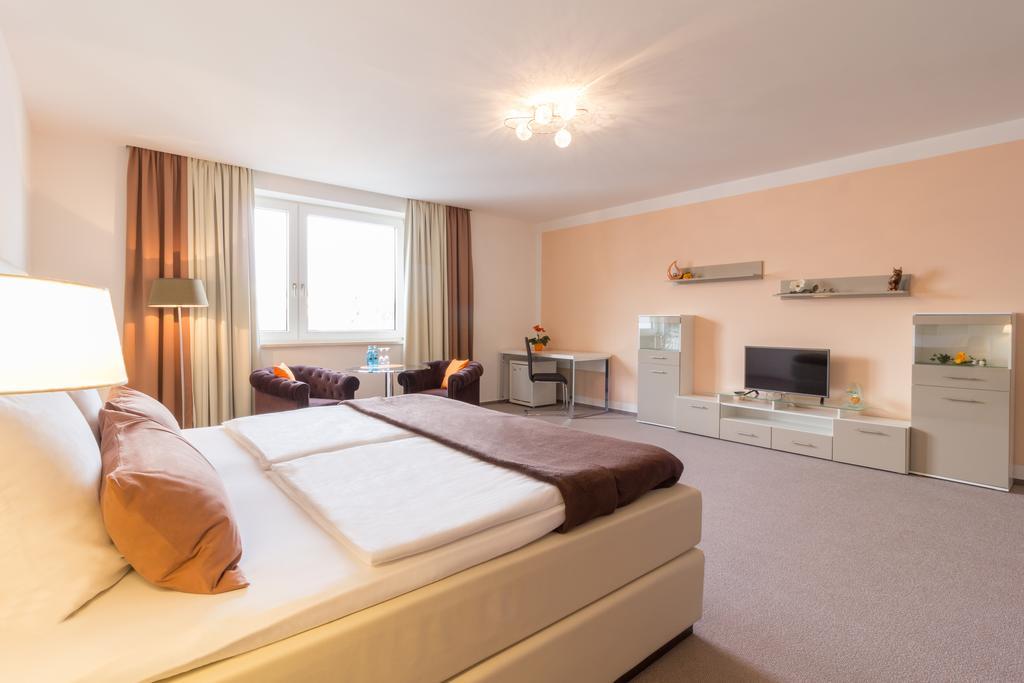 Marina Niederhavel Hotel Brandenburg  Eksteriør billede